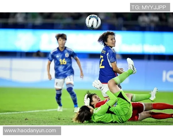 日本长发足球女星的魅力与实力并存展现青春活力与竞技精神